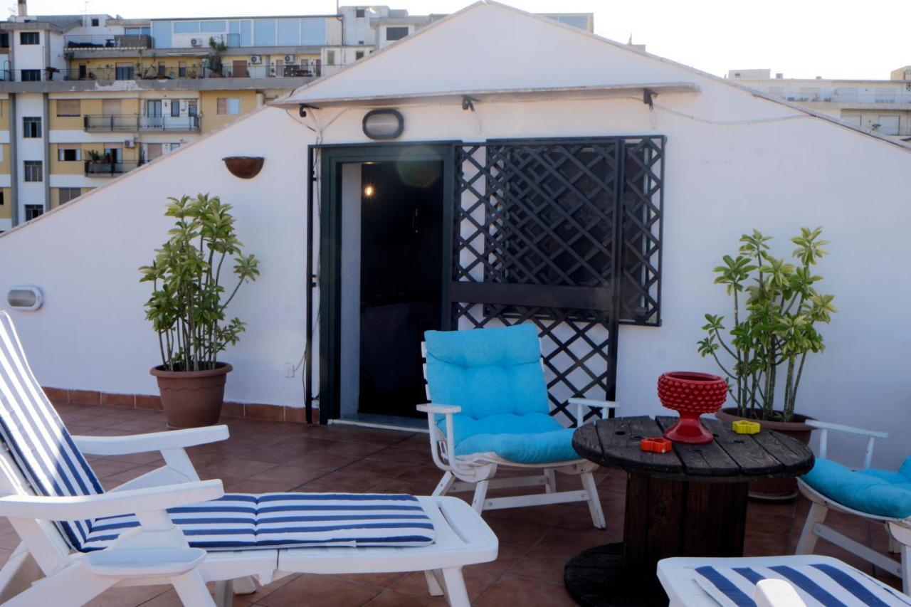 Attico Con Terrazza Sul Porto Lejlighed Palermo Eksteriør billede
