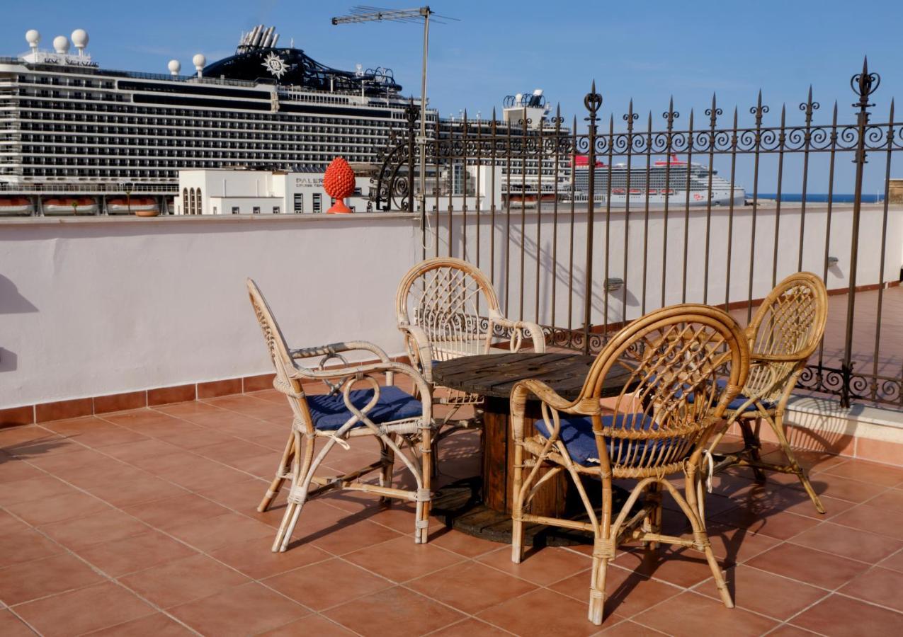 Attico Con Terrazza Sul Porto Lejlighed Palermo Eksteriør billede